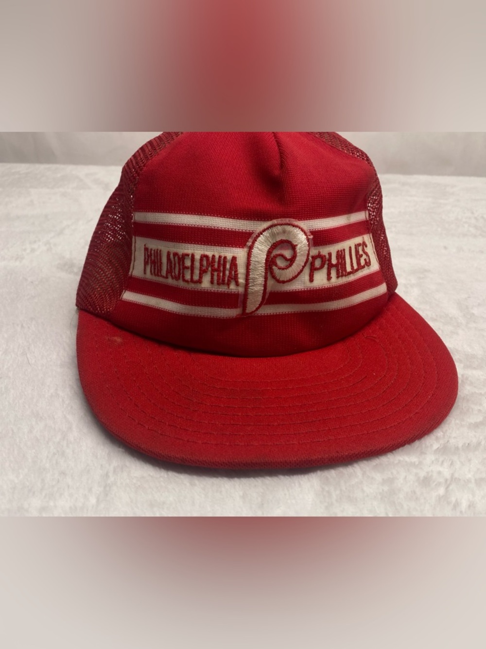 Vintage Philadelphia Phillies Red Baseball Trucker Hat